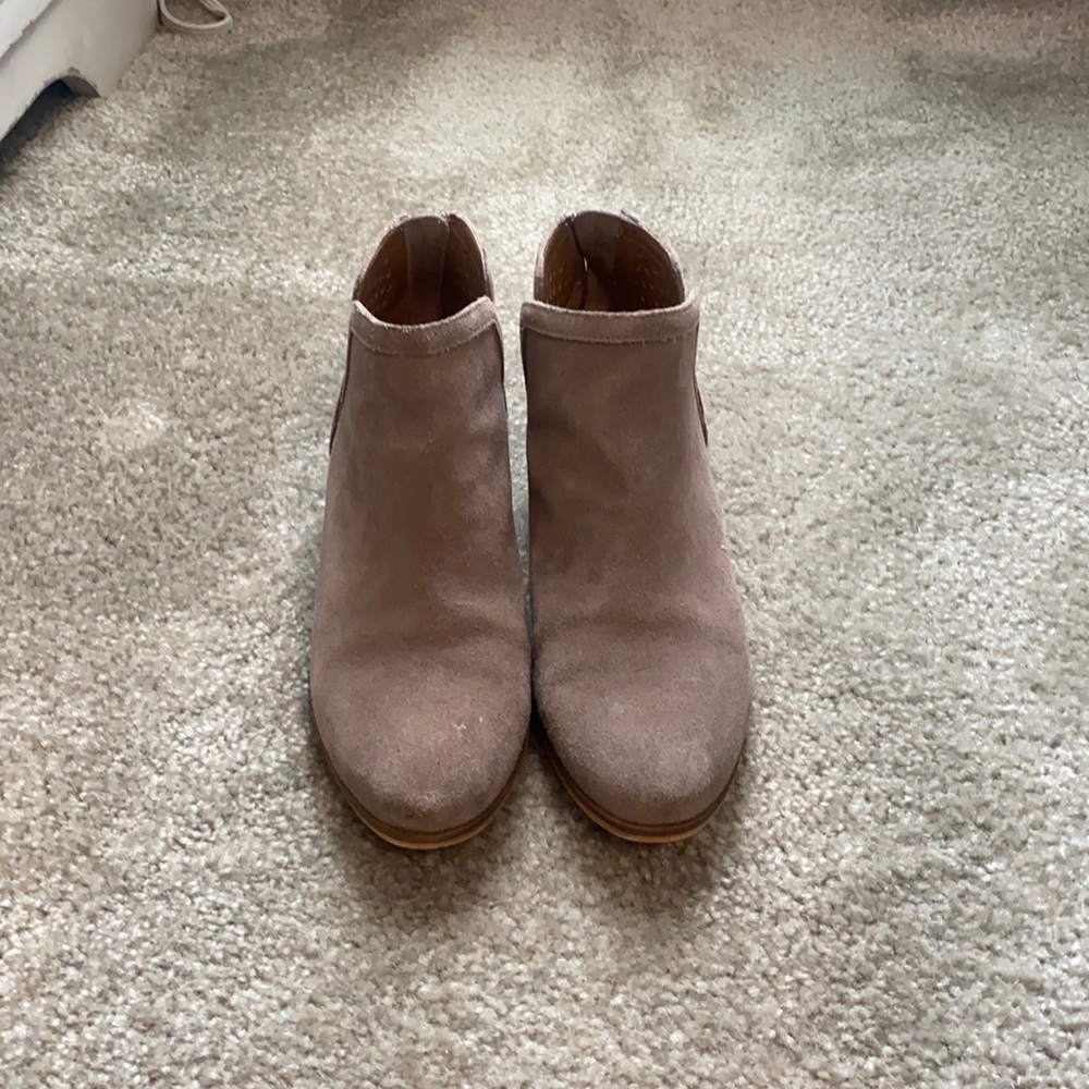 Ankle boots